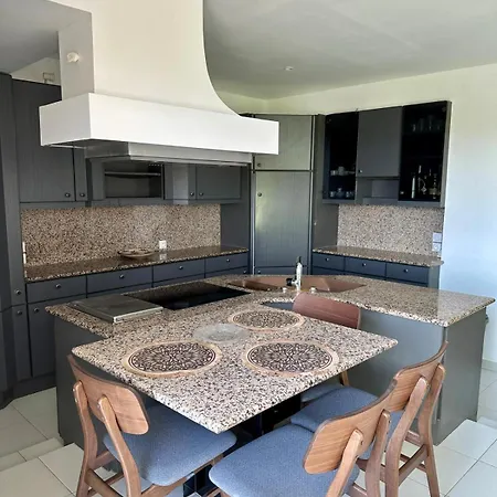 Passiflore With Garden And Private Swimming Pool * ניס
